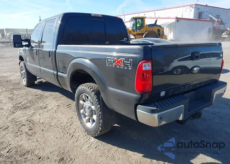 2011 Ford F-250 Lariat z USA, uszkodzony, nr VIN 1FT7W2BT2BEC46117